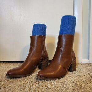 Brown Leather Ankle Boots with Block Heel
